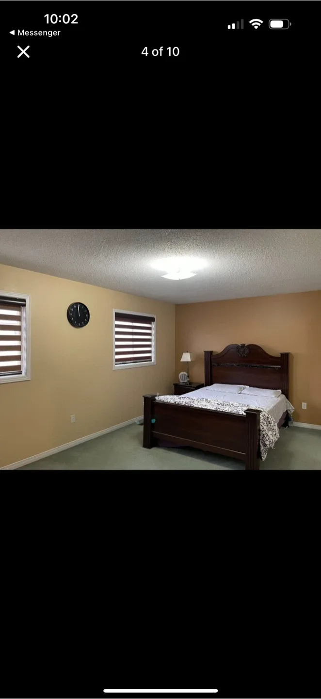 Room available for girl available immediately image indicator(2)