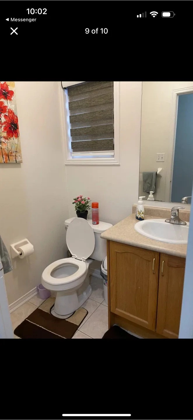 Room available for girl available immediately image indicator(7)