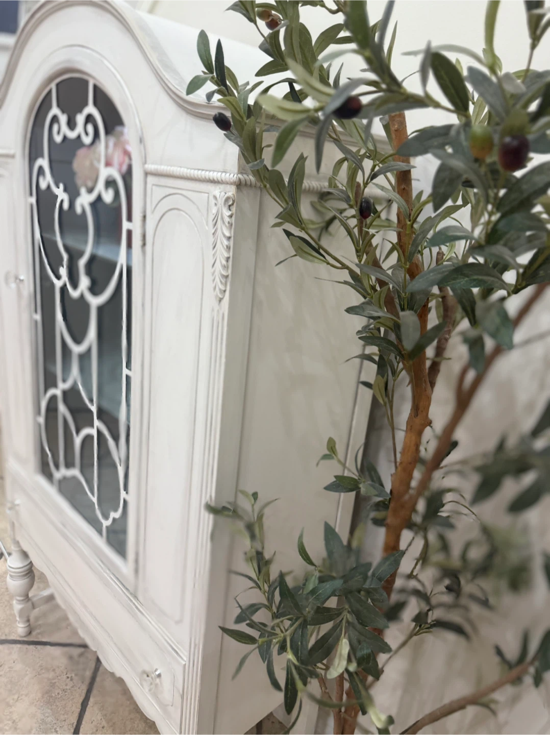 White Display Cabinet - photo 3