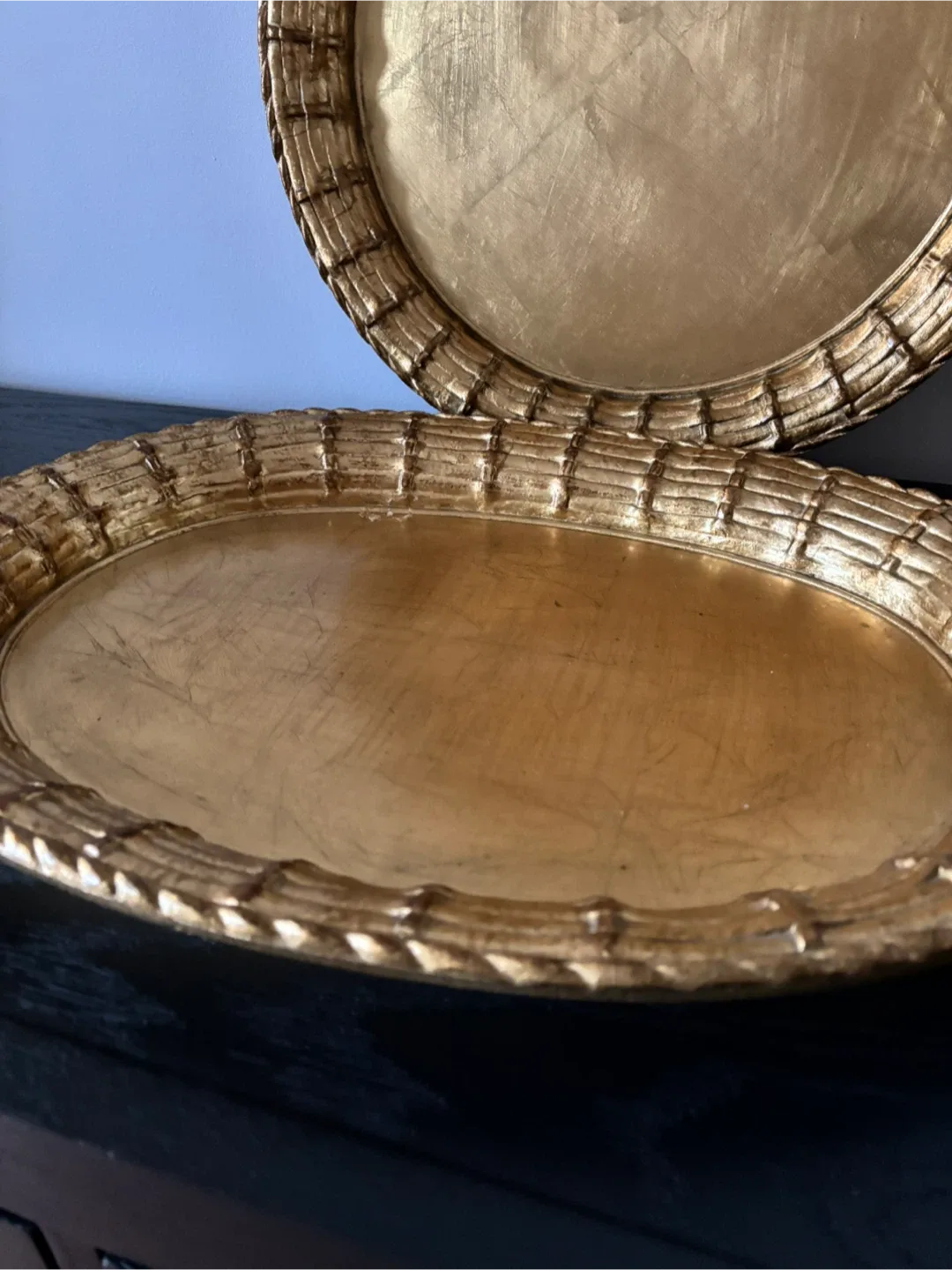 HANDMADE Gold Decorative Trays - Set of 2 image indicator(2)