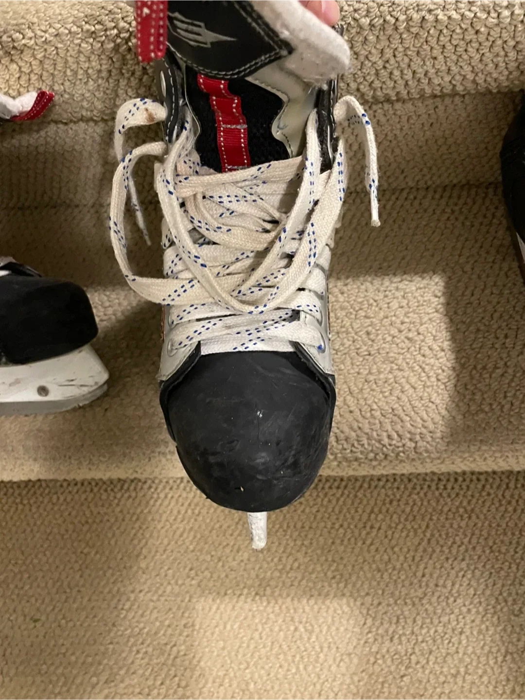 Easton Stealth Ice Hockey Skates, Size 8.0 image indicator(4)