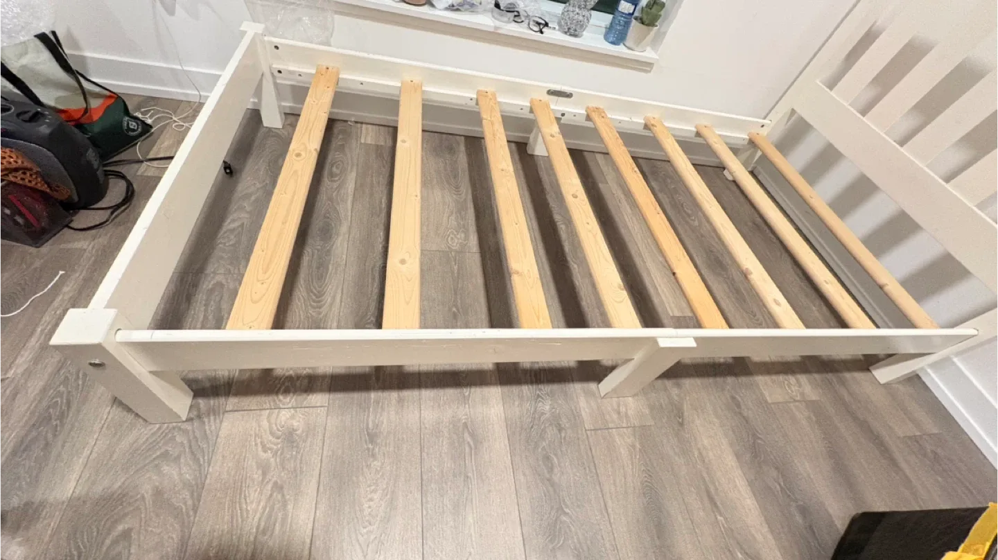 White Wood Bed Frame image indicator(4)