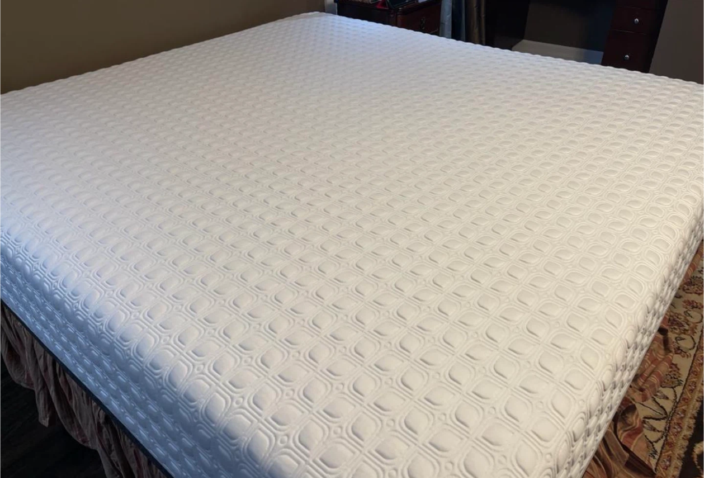 King size Tempur-Pedic Mattress and box - photo 2