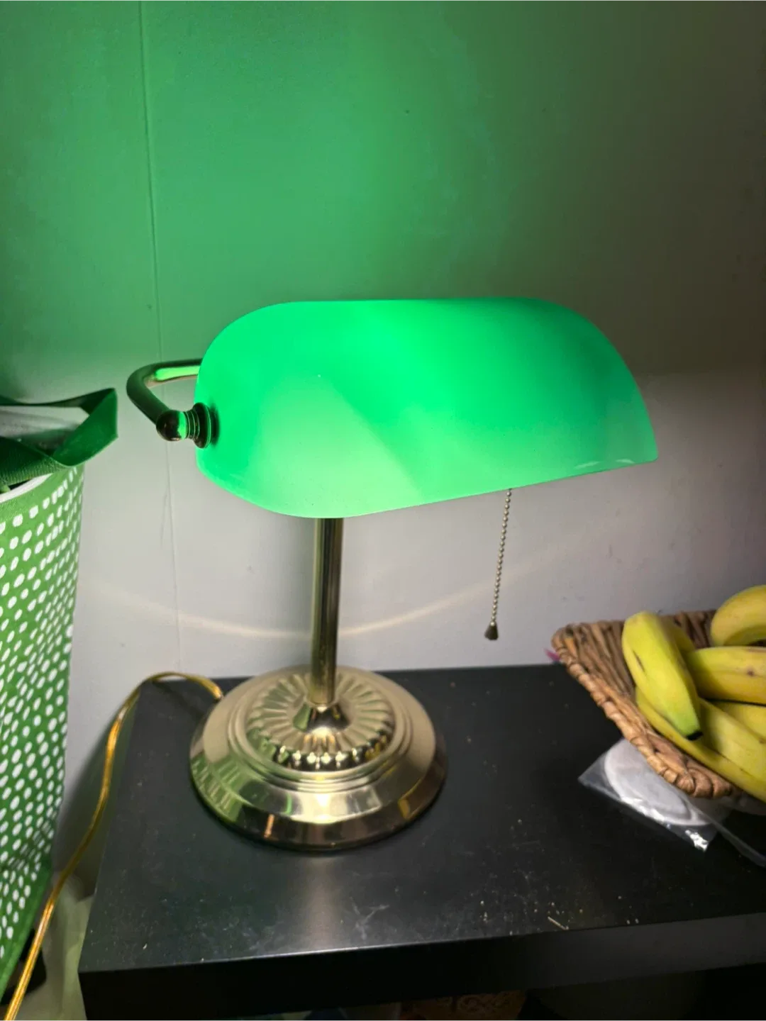 Vintage-Style Green Banker's Lamp image indicator(3)