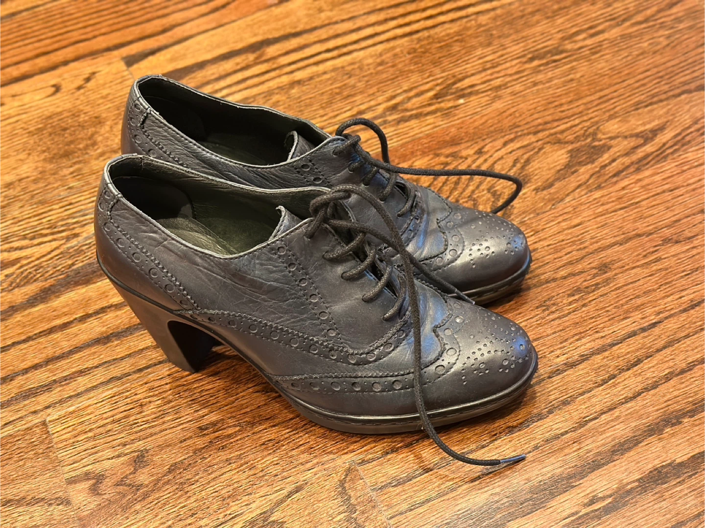 Dark Navy Leather Heeled Oxford Shoes