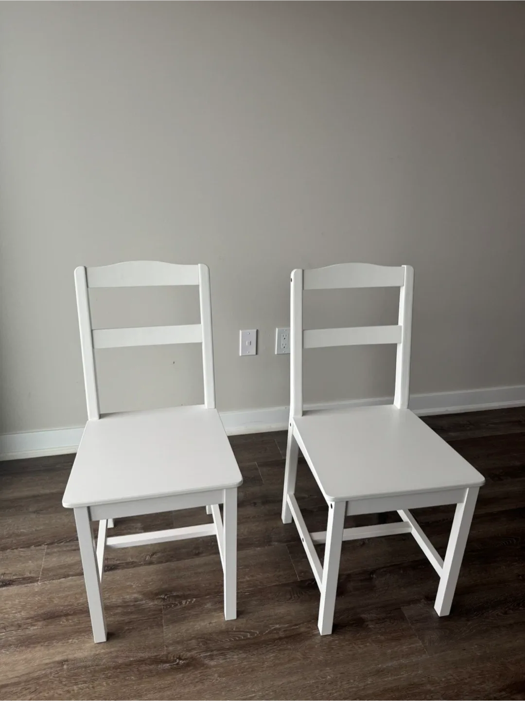 IKEA White Dining Table image indicator(6)