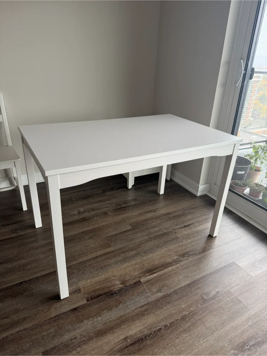 IKEA White Dining Table image indicator(4)