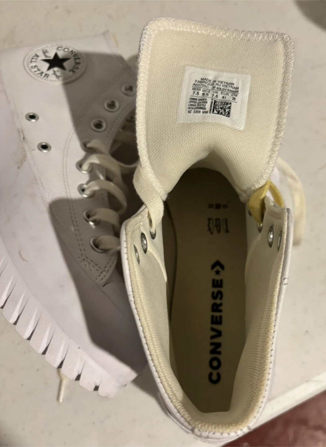 Converse Chuck Taylor All Star Lugged White, US 7.5 - photo 5