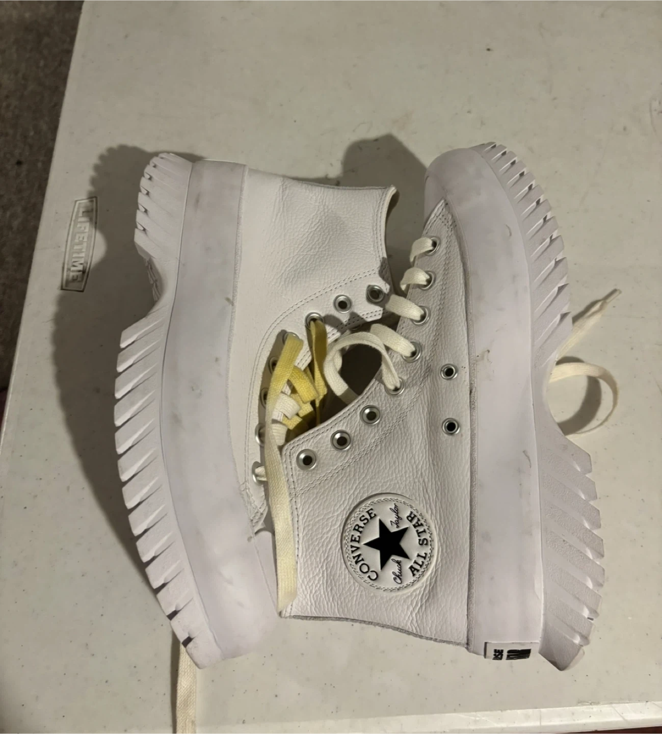 Converse Chuck Taylor All Star Lugged White, US 7.5 - photo 2