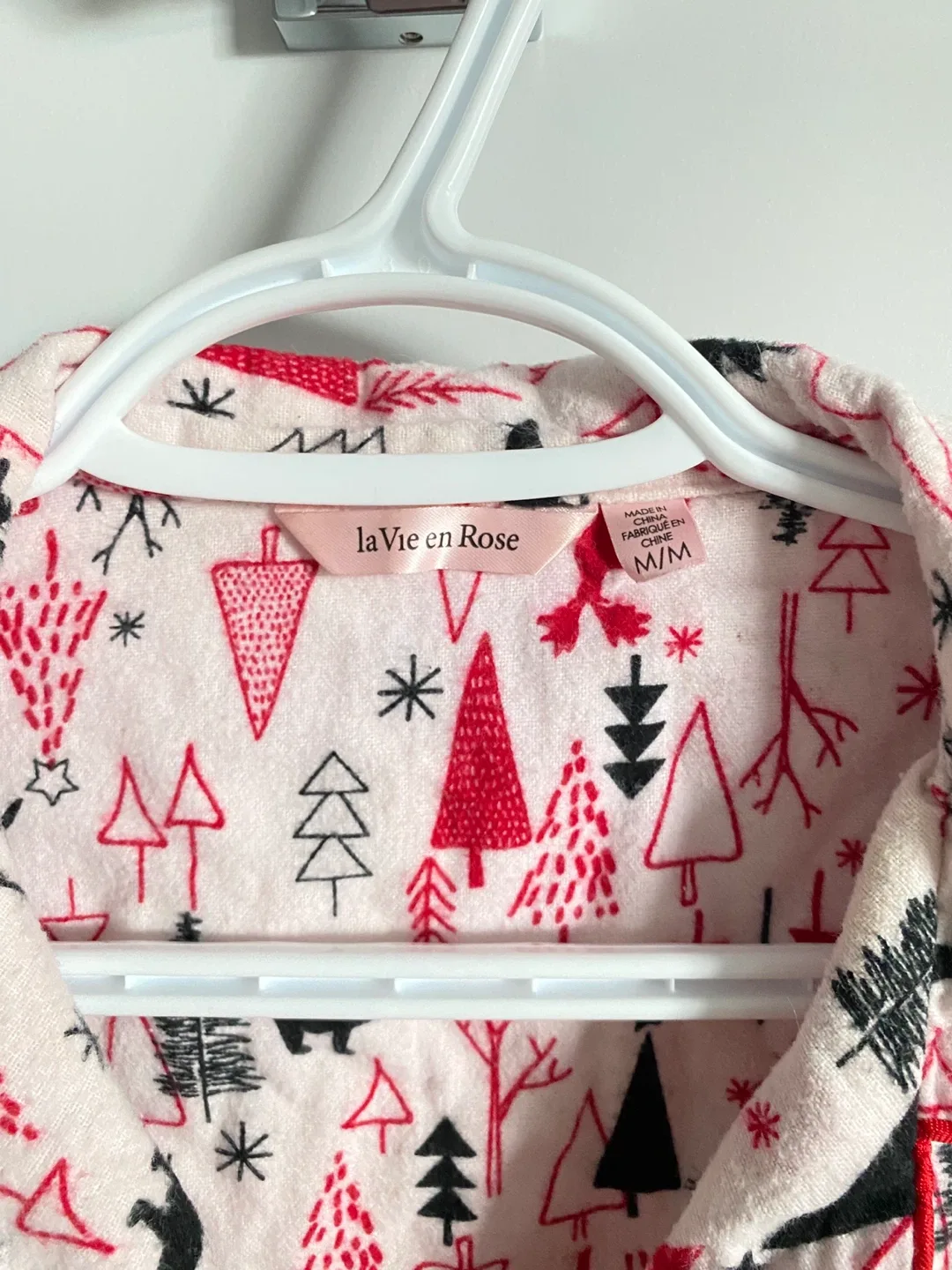 100% Cotton La Vie en Rose Pajama Set - Christmas Print image indicator(5)