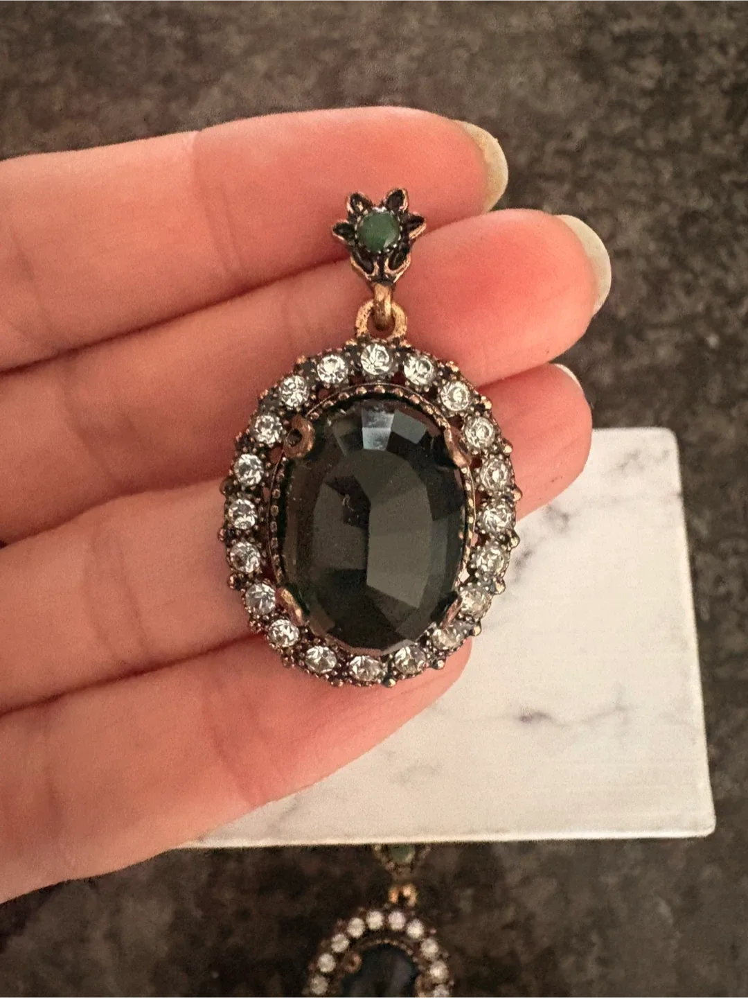 Earrings and Pendant Set - Green Stone image indicator(8)