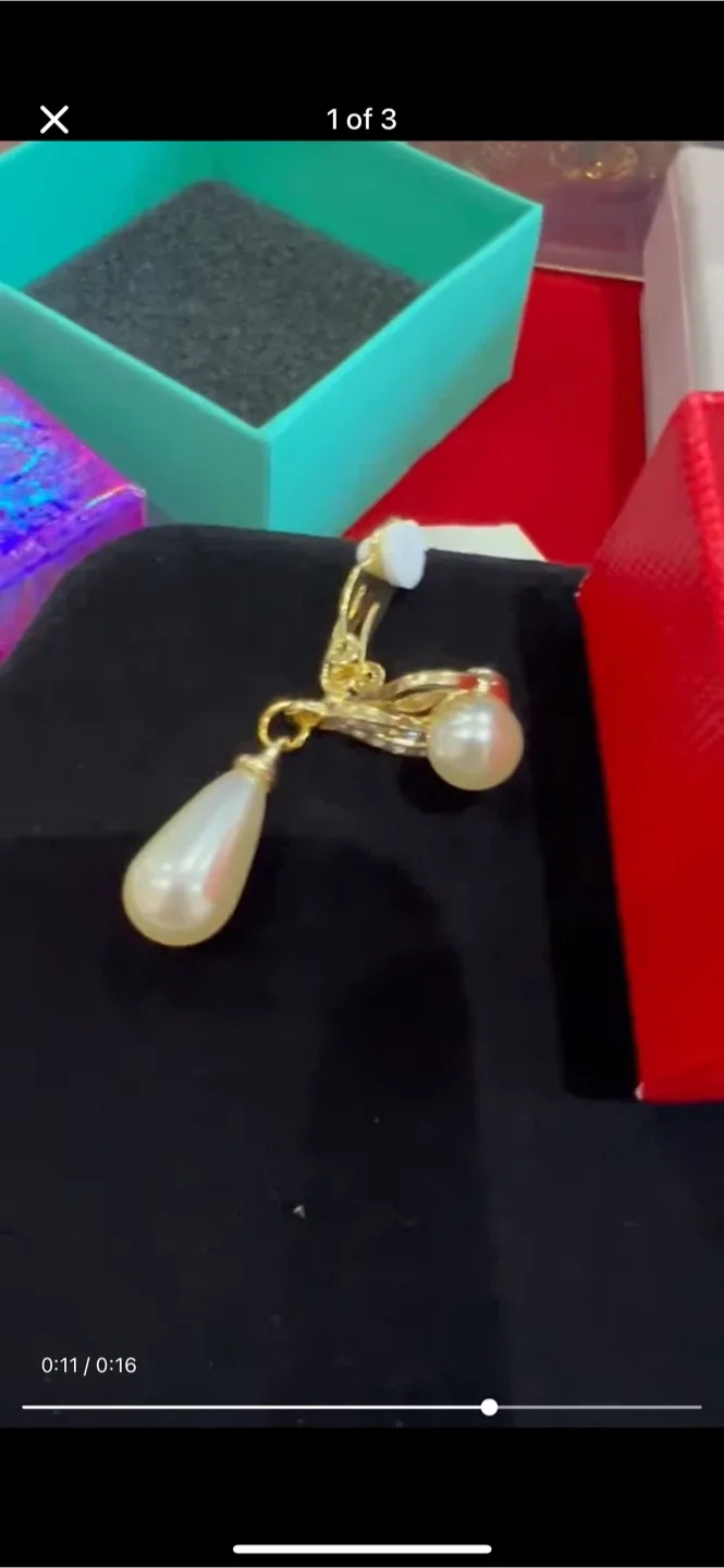 Pearl Necklace & Earring Set - Gold Tone image indicator(2)