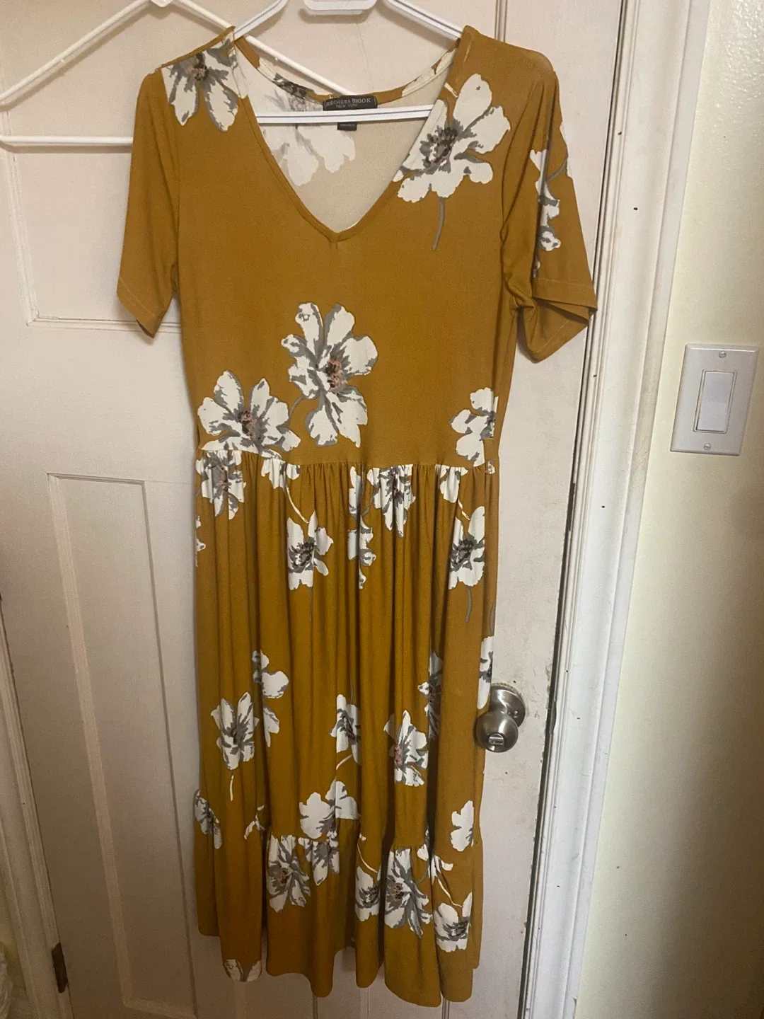 Beechers Brook Floral Dress - Size L thumbnail