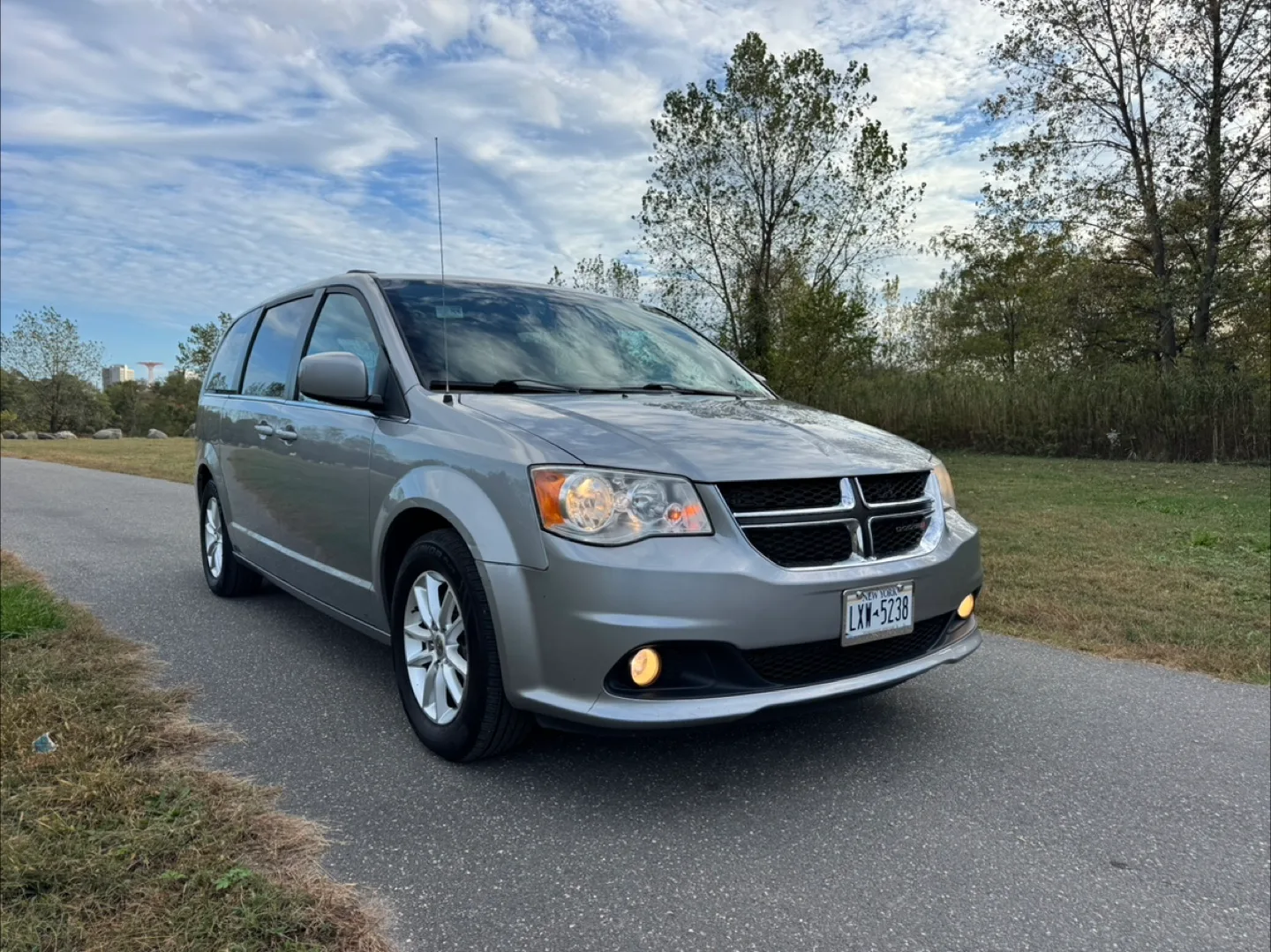 Dodge Grand Caravan Minivan