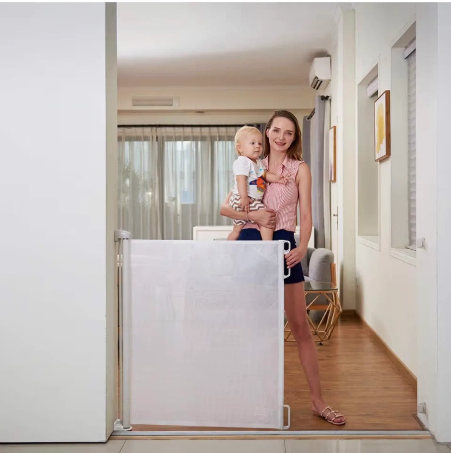 EasyBaby Safety Gate - extra long retractable