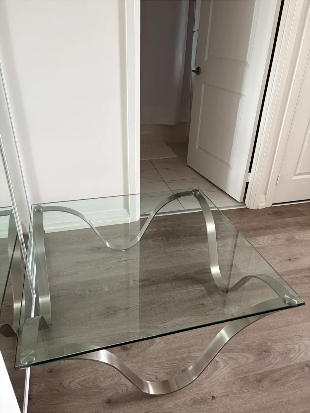Glass Top Coffee Table with Silver Metal Base image indicator(2)