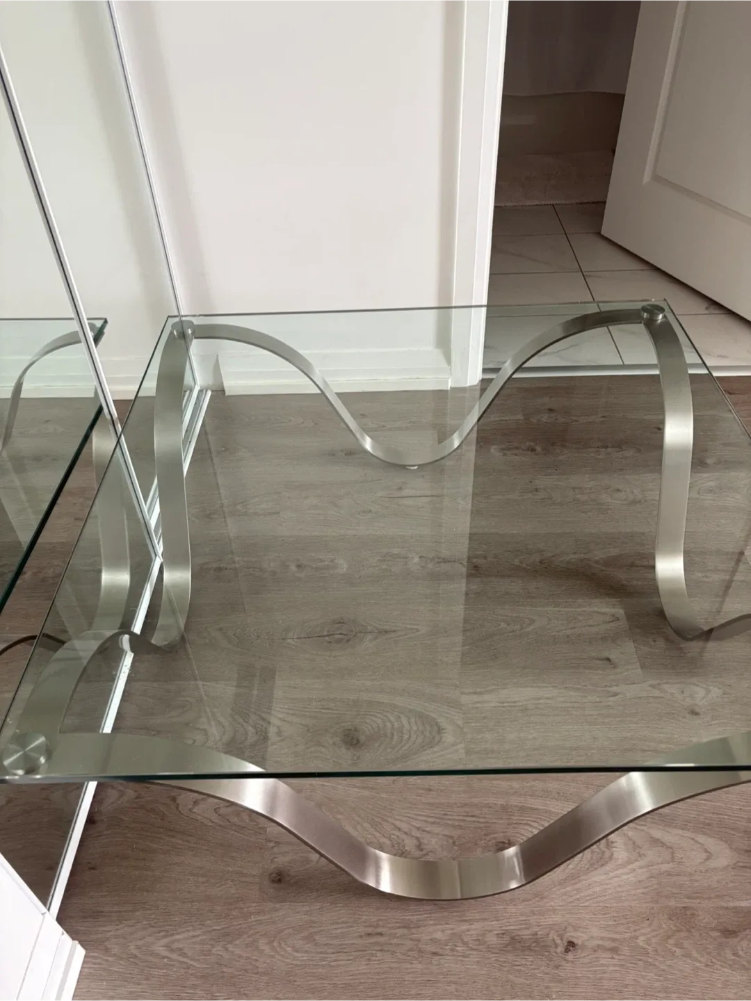 Glass Top Coffee Table with Silver Metal Base image indicator(5)