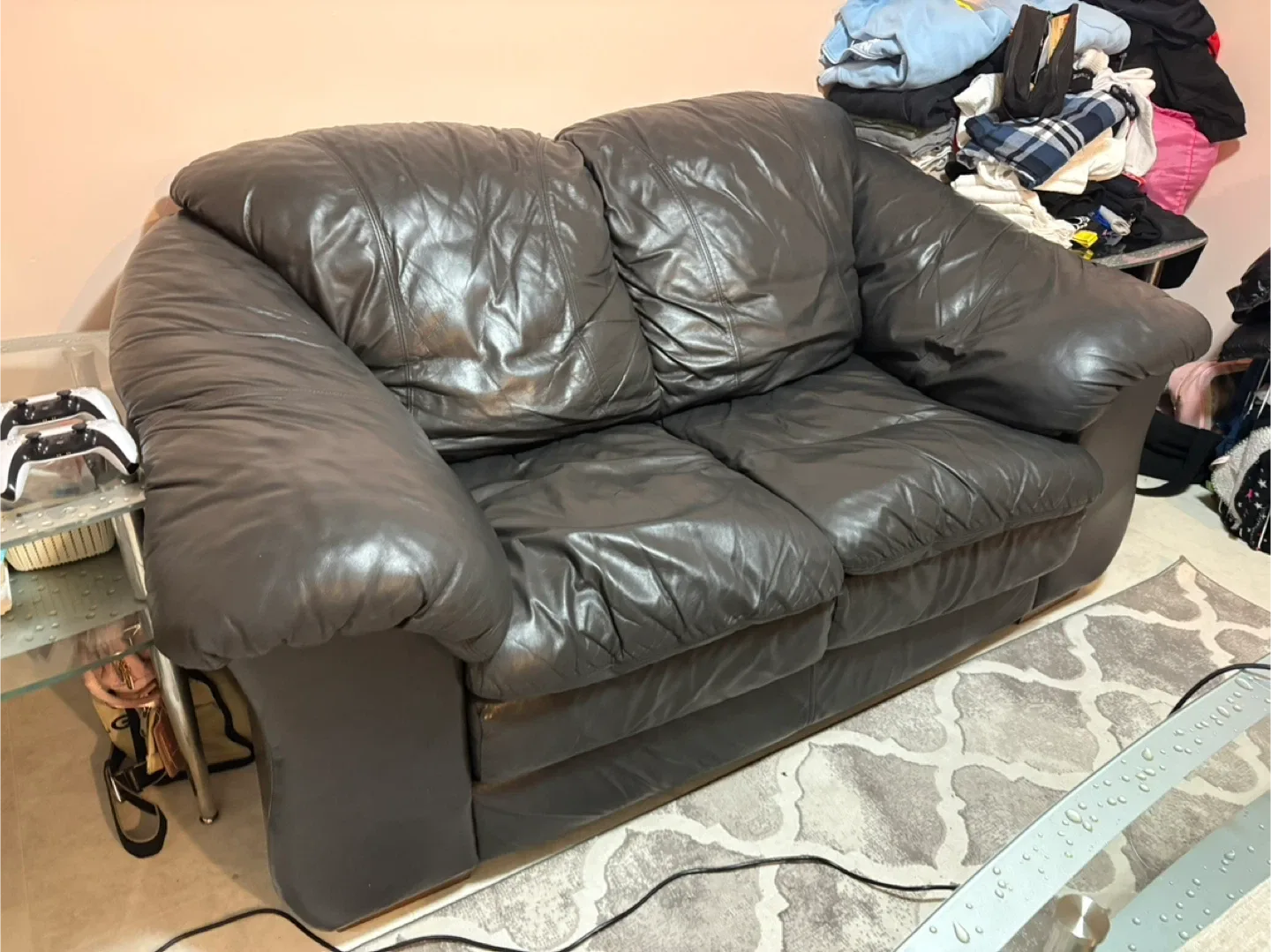 Real Leather Loveseat - Black image indicator(4)
