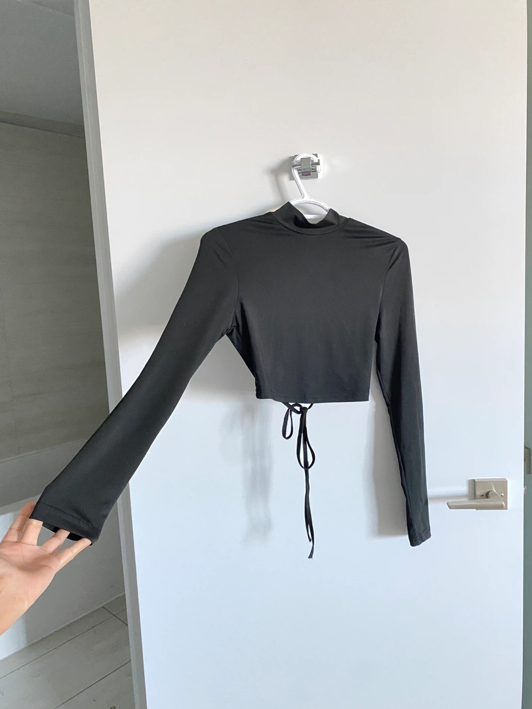 Long Sleeves Lace up Back Workout Top - photo 2