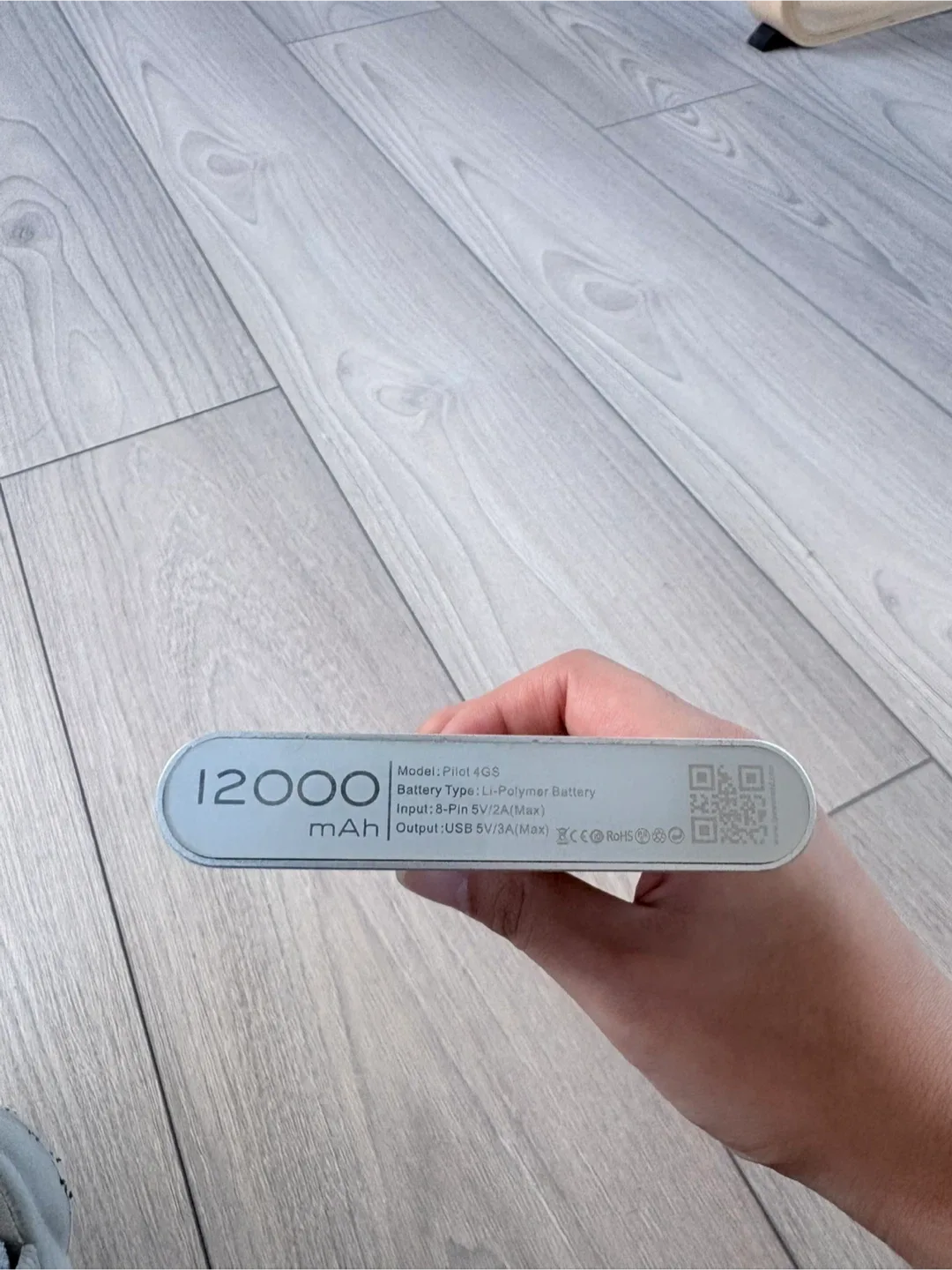 Pilot 4GS 12000mAh Power Bank image indicator(2)