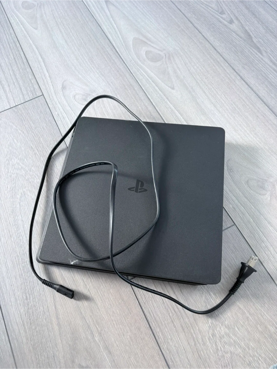 Sony PlayStation 4 Slim - Black image indicator(3)