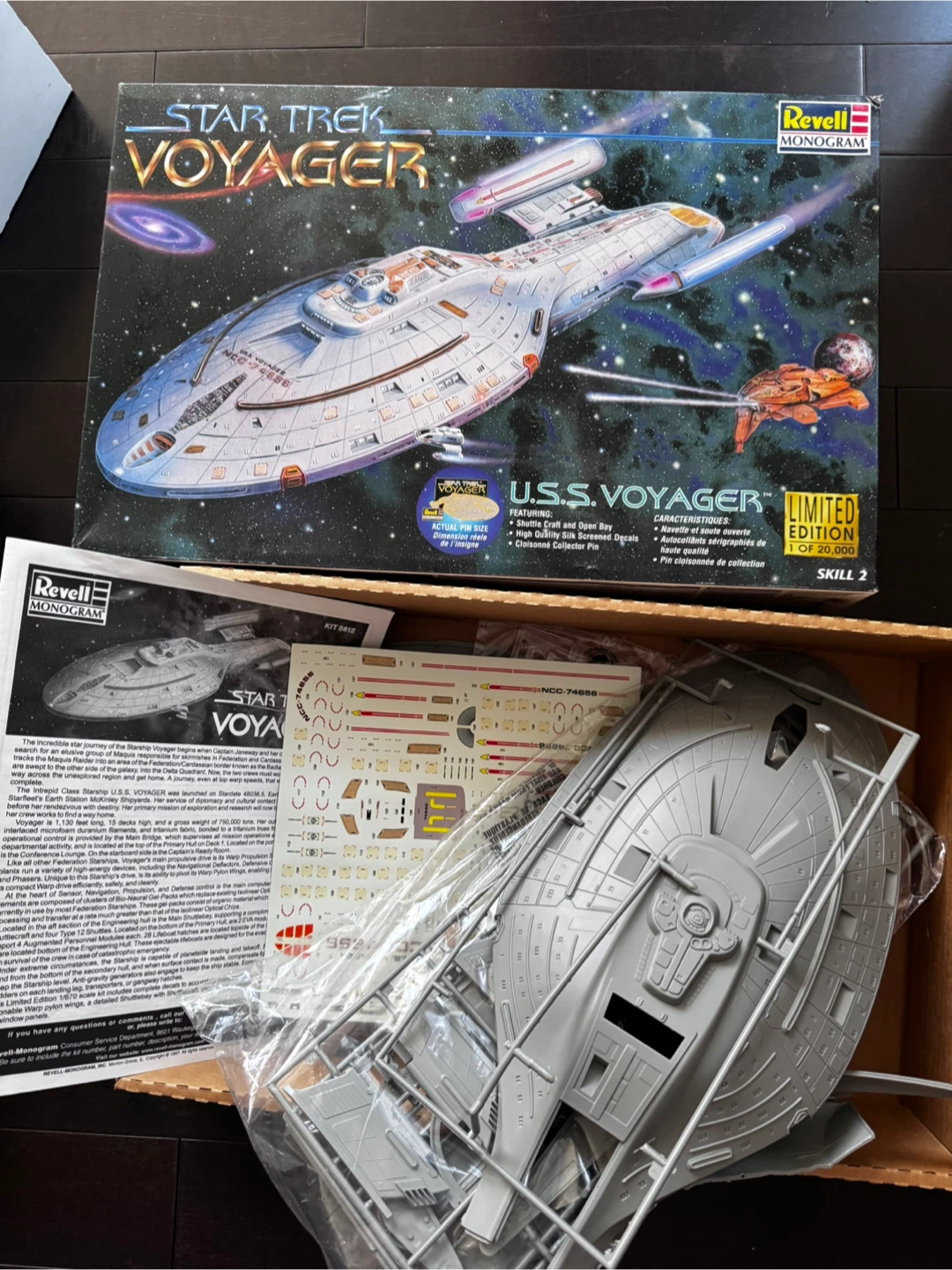 Revell Star Trek Voyager Model Kit - Limited Edition