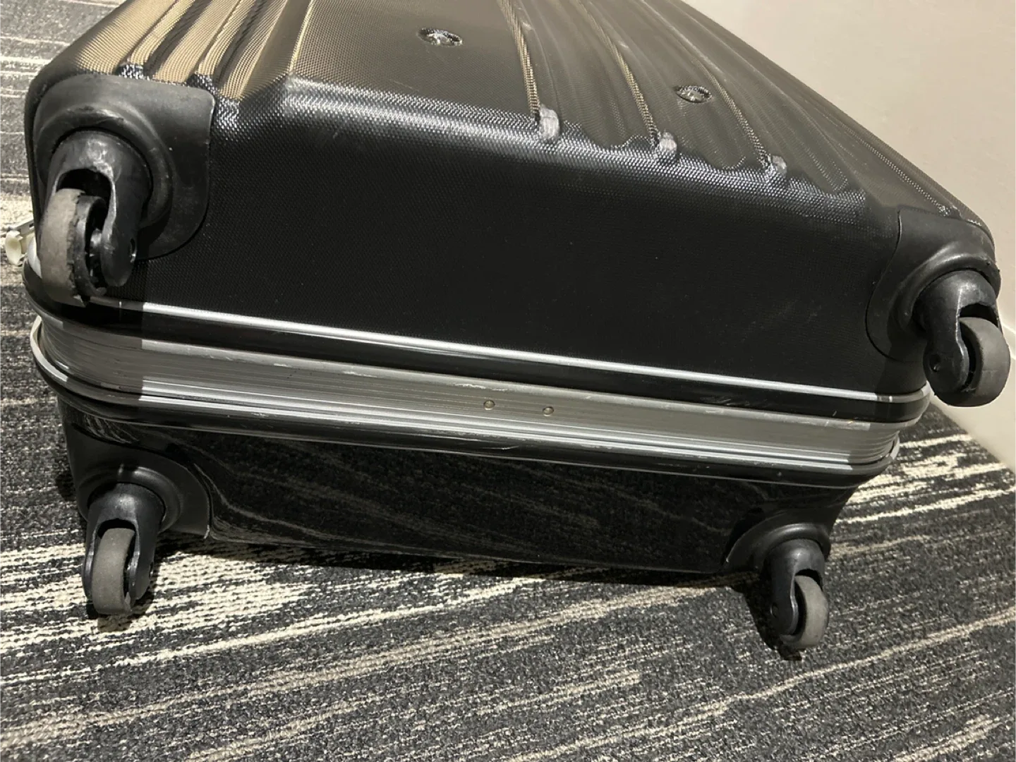 28" Black Luggage
