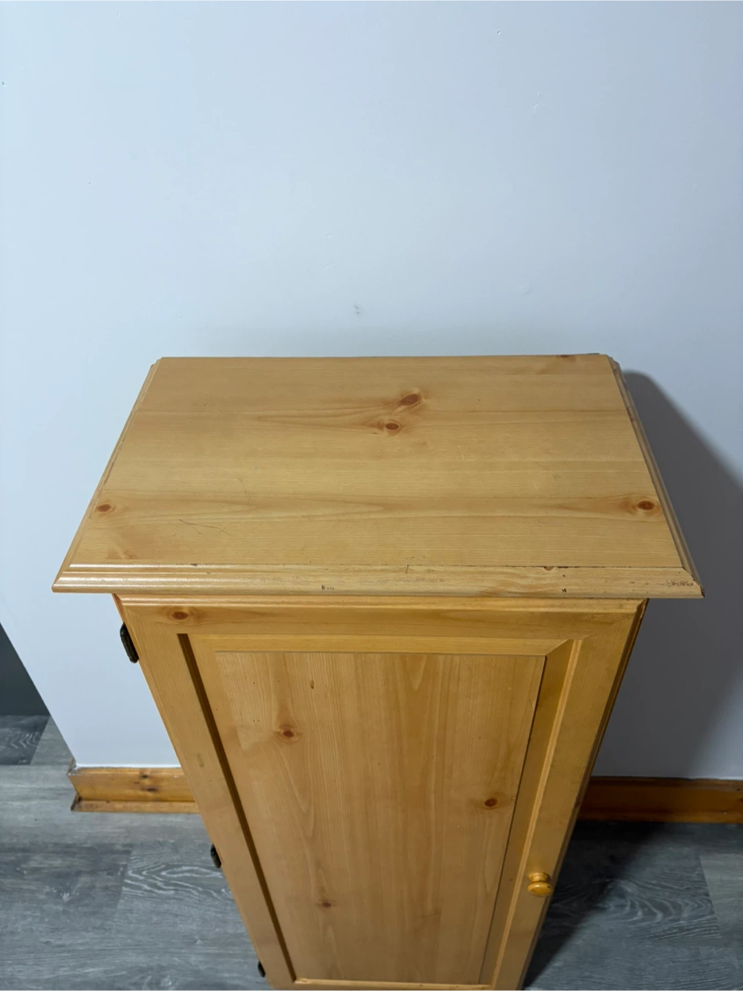 Tall Wood Cabinet – Perfect for DIY, Storage, or Home Reno! - photo 4