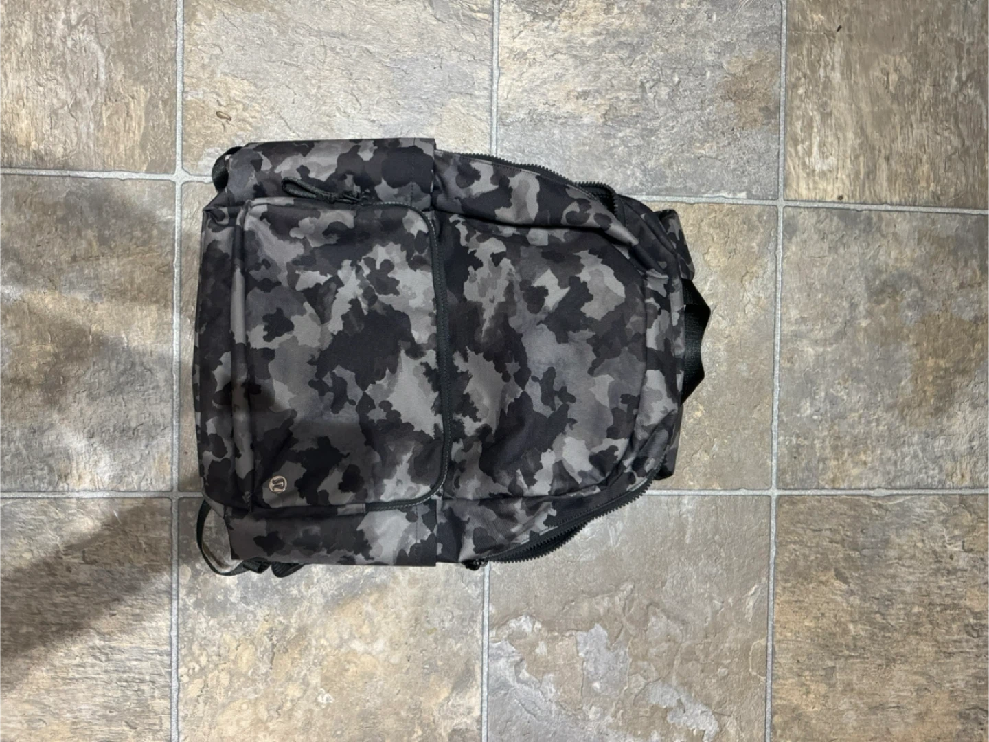 Lululemon Camo backpack 22L - photo 3
