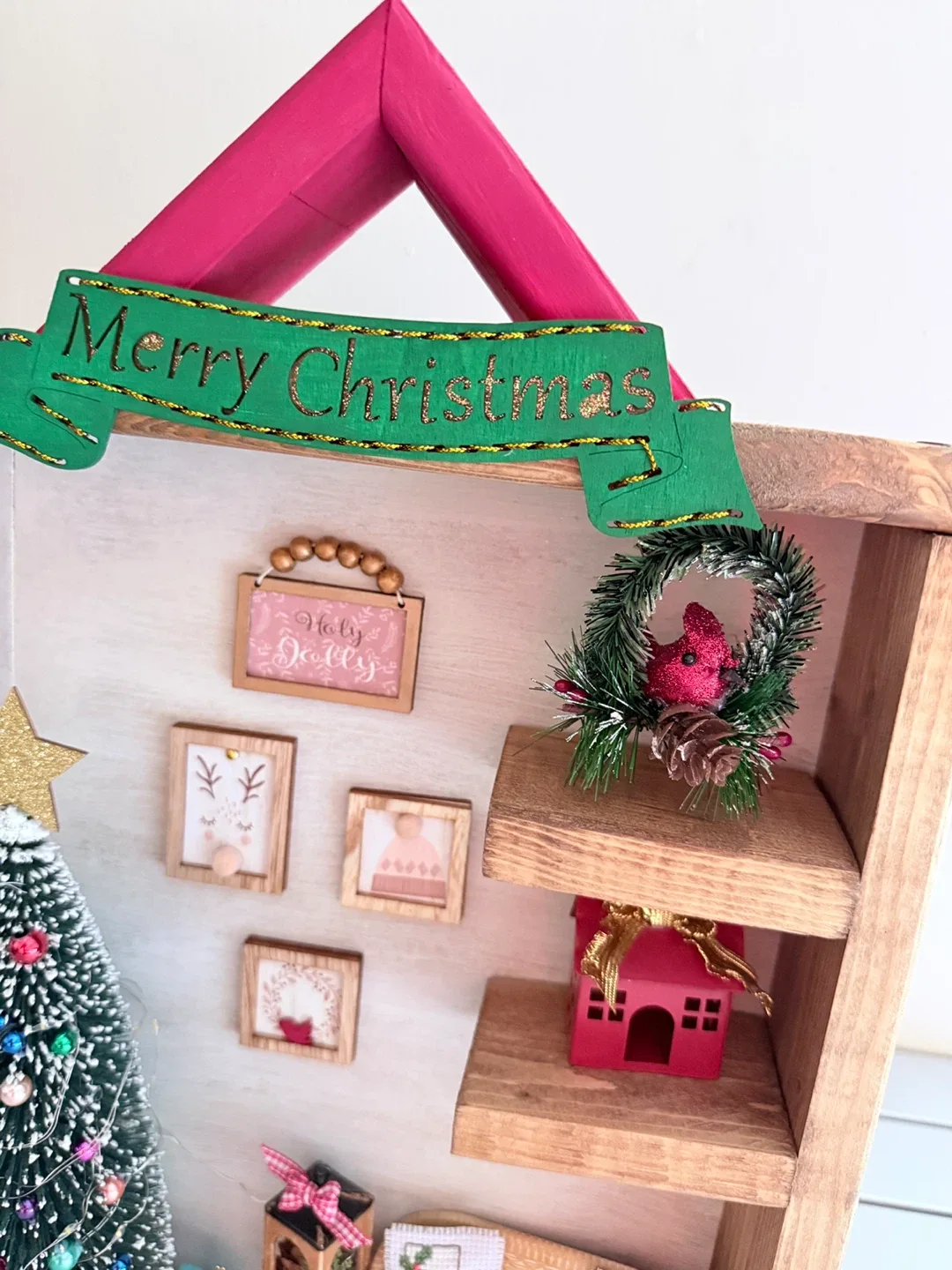 Christmas Shadow Box Display image indicator(8)