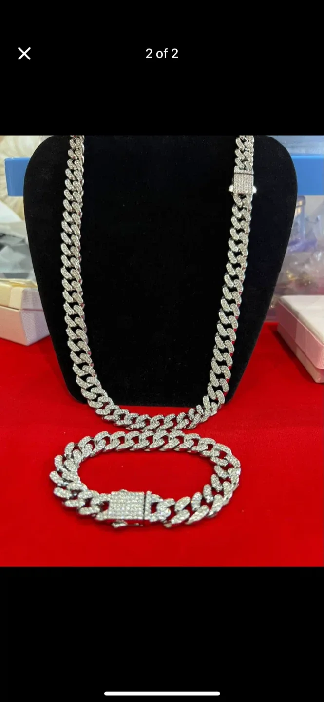 Cuban Link Chain Bracelet image indicator(9)