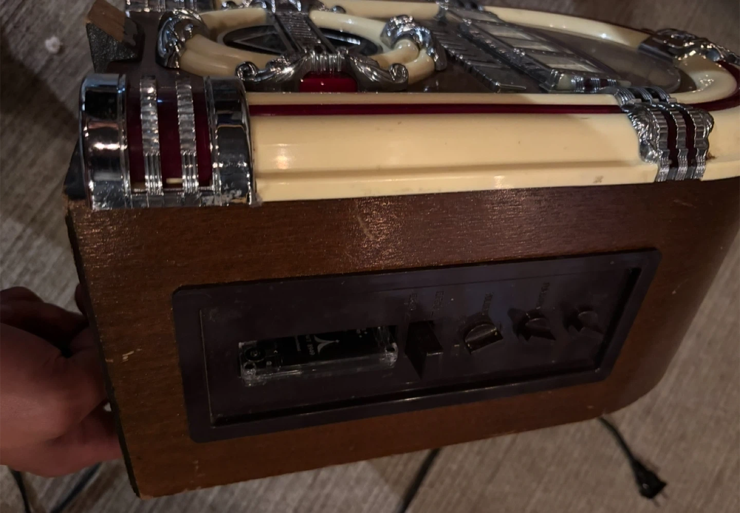 Tabletop Jukebox - photo 5