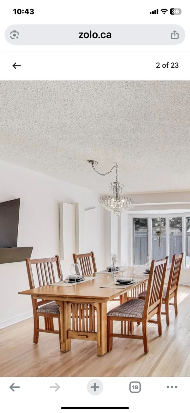 Extendable Wooden Dining Table image indicator(2)