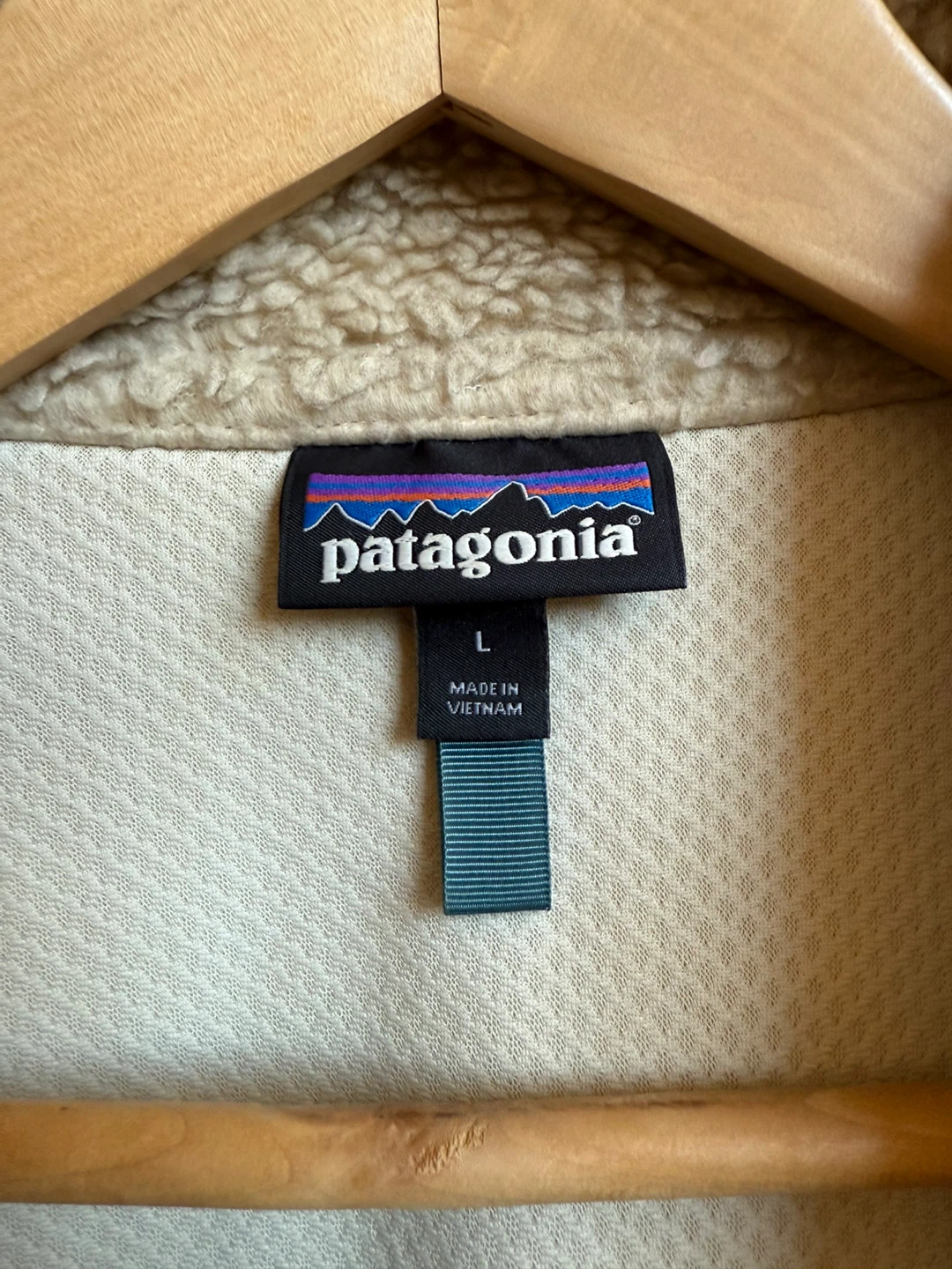Patagonia Retro Pile Fleece Jacket - photo 2