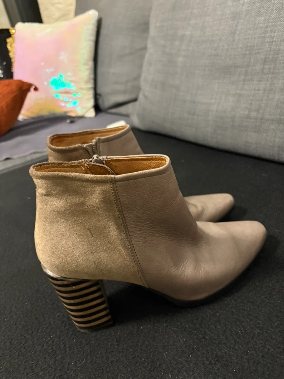 Hispanitas Leather Ankle Boots - Size 37 image indicator(2)