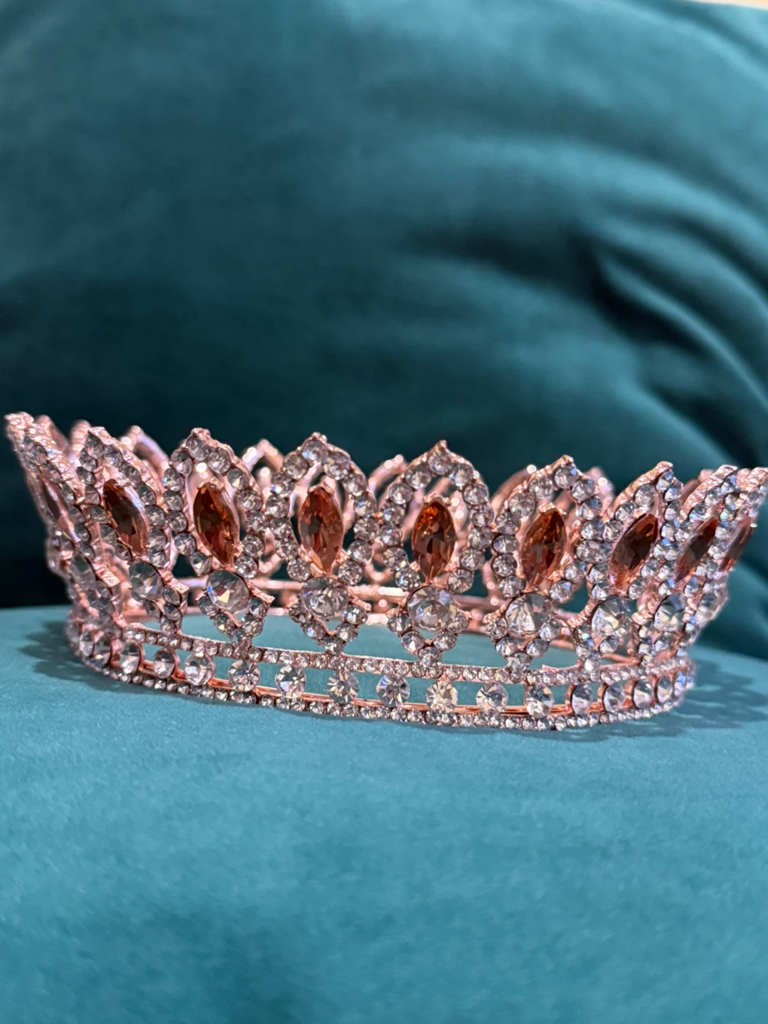 Rose Gold Rhinestone Crown - photo 3
