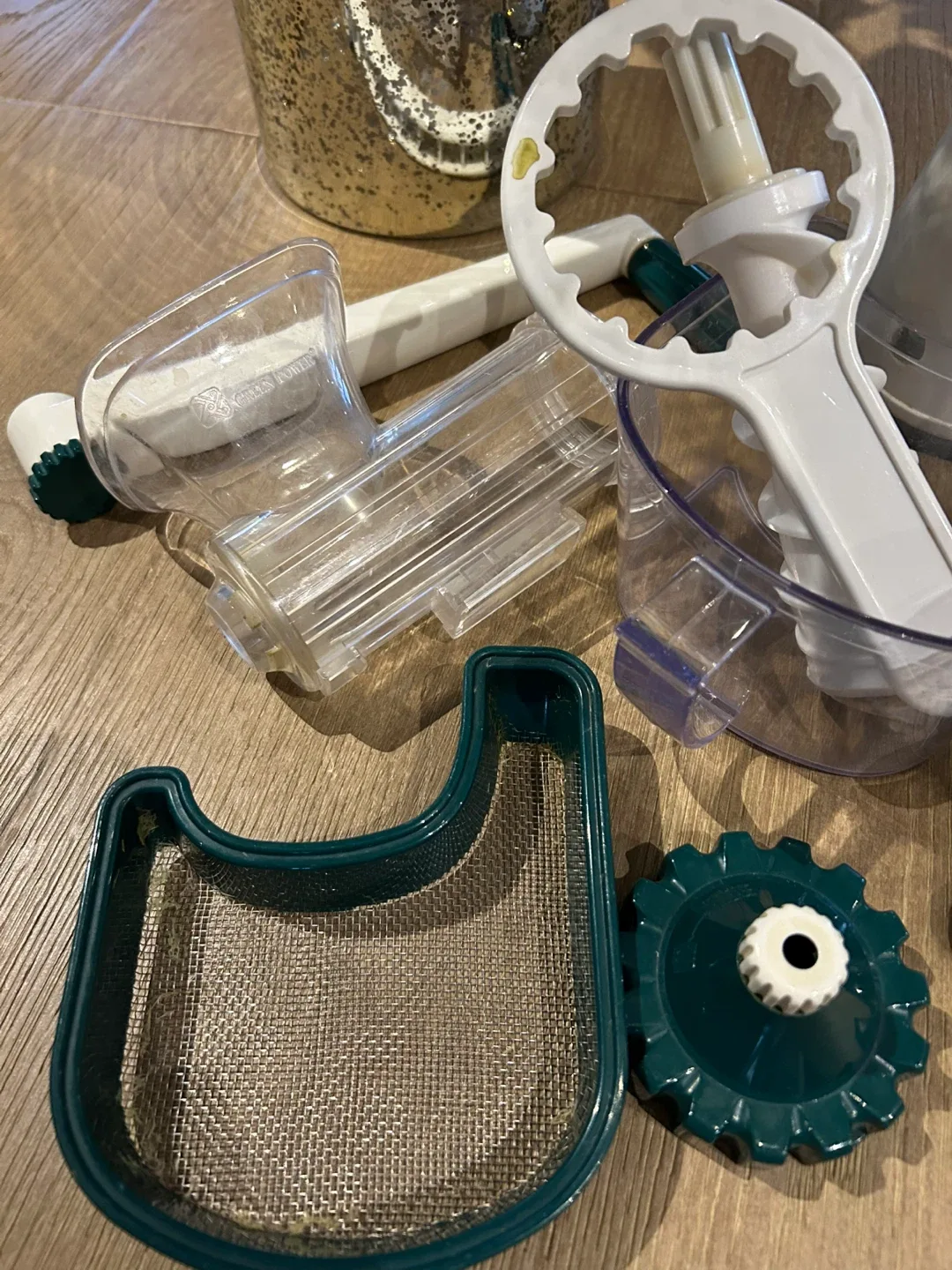 The healthy juicer, manual, wheat grass, and greens juicer image indicator(5)