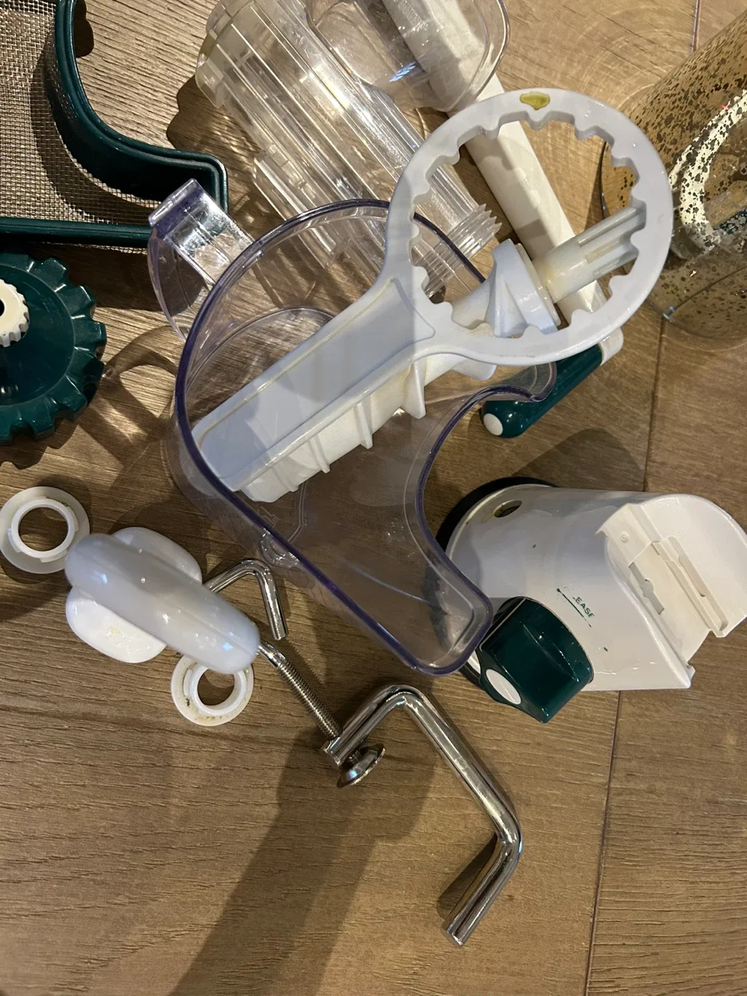 The healthy juicer, manual, wheat grass, and greens juicer image indicator(6)