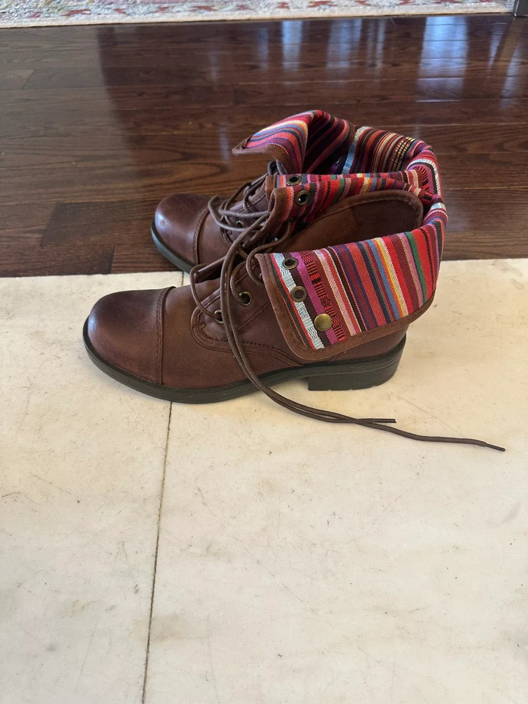 American Eagle Outfitters Brown Boots - Size 8 image indicator(2)