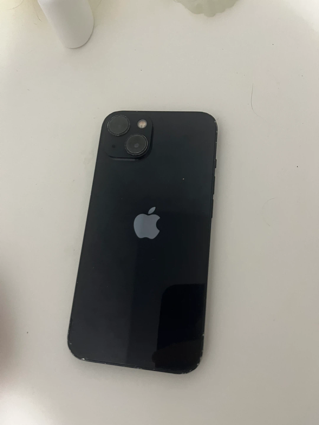 Apple iPhone 13 - Black