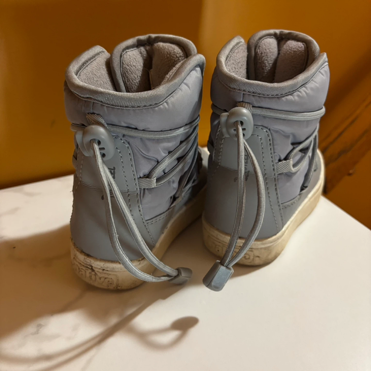 Native Kids Boots, Size C8 - photo 2