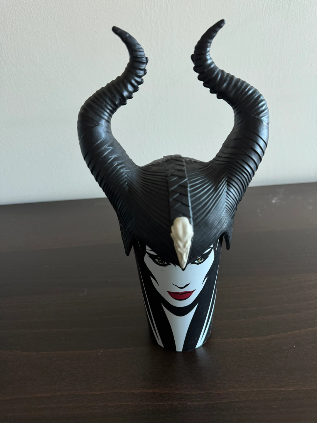 Maleficent Sipper Cup - photo 2