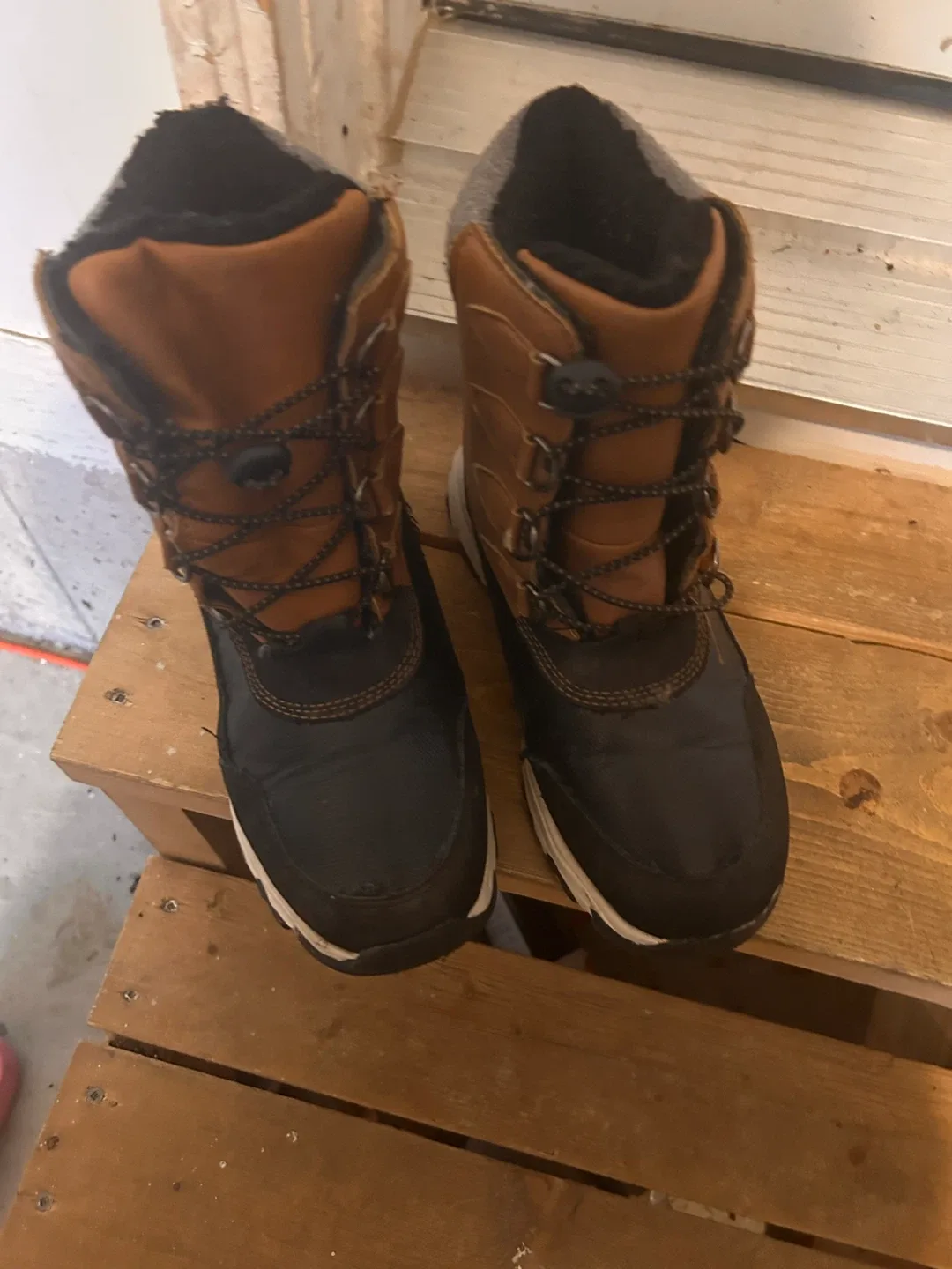 Kids' Winter Boots - Size 3🥕 image indicator(2)