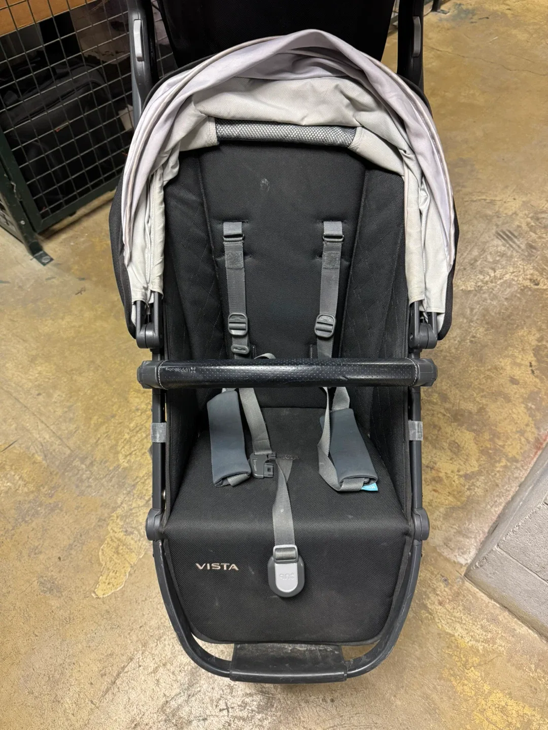 UPPAbaby Vista Stroller with Bassinet and RumbleSeat image indicator(4)