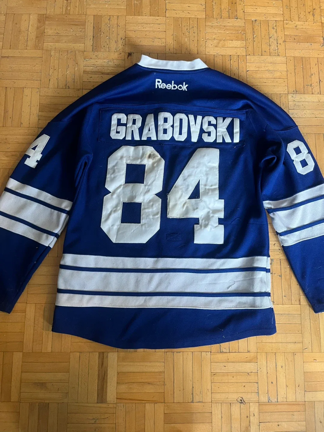 Reebok Toronto Maple Leafs Grabovski #84 Jersey - Size 48 thumbnail