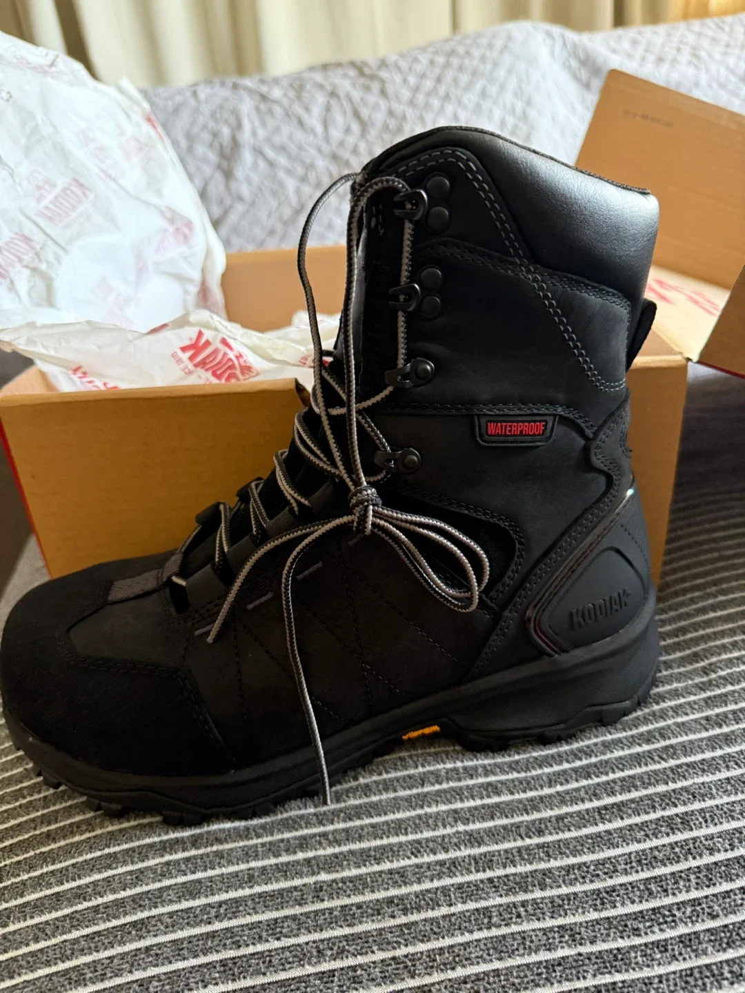 Kodiak Ice Conqueror CT Work Boots - Size 9.5 image indicator(2)