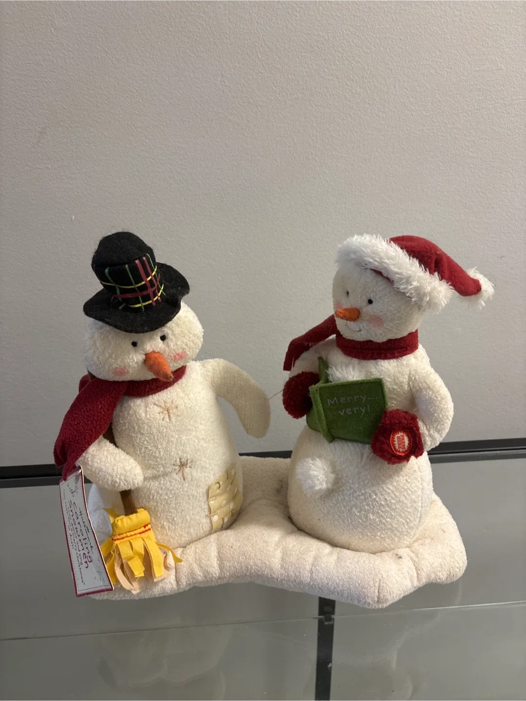 Hallmark Caroling Snowmen Plush Decoration image indicator(2)
