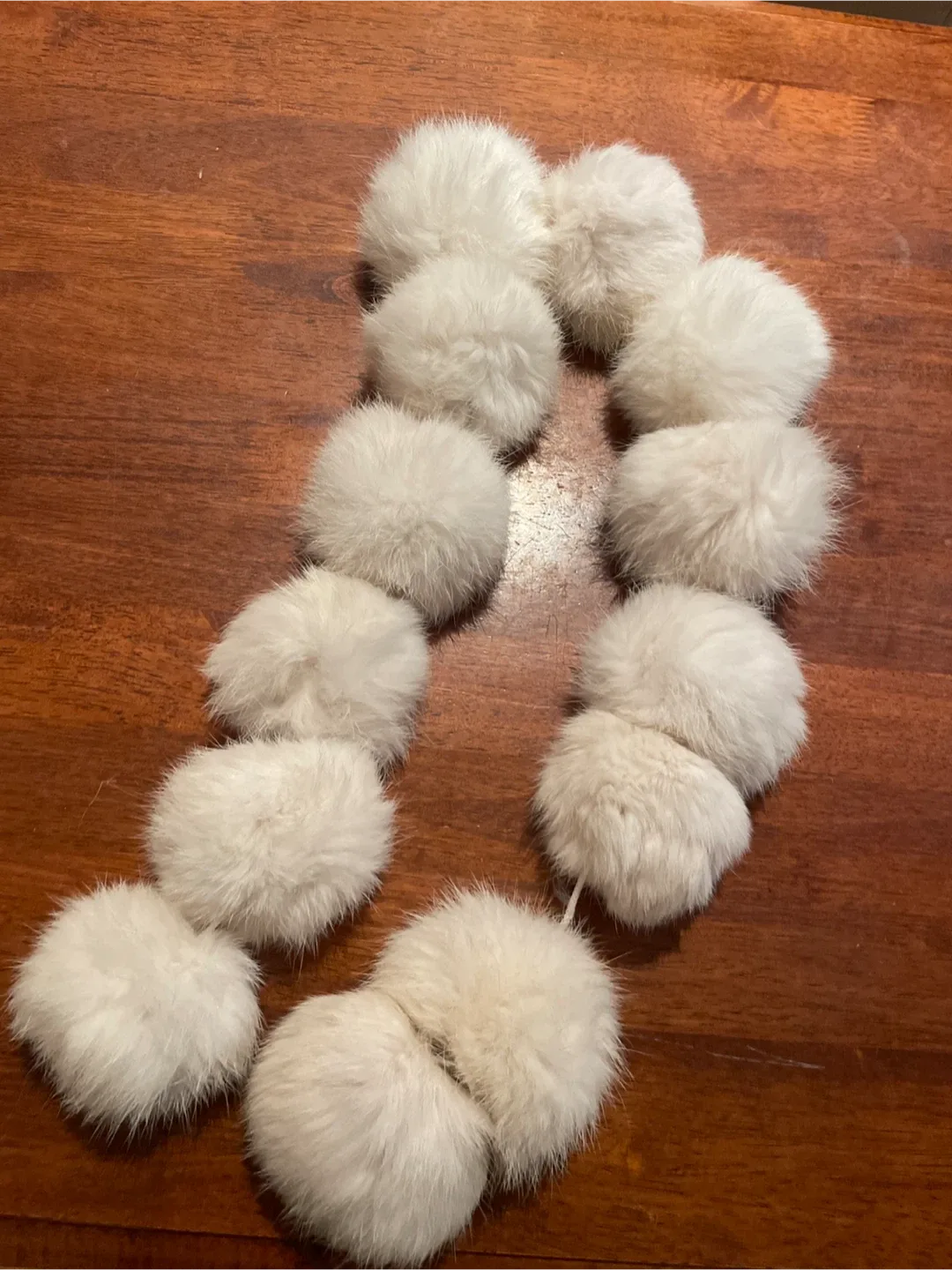 White Fur Pom Pom scarf image indicator(3)