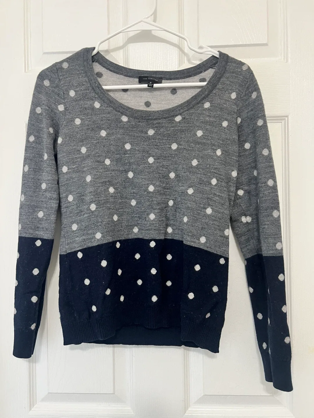 Used women tops image indicator(3)