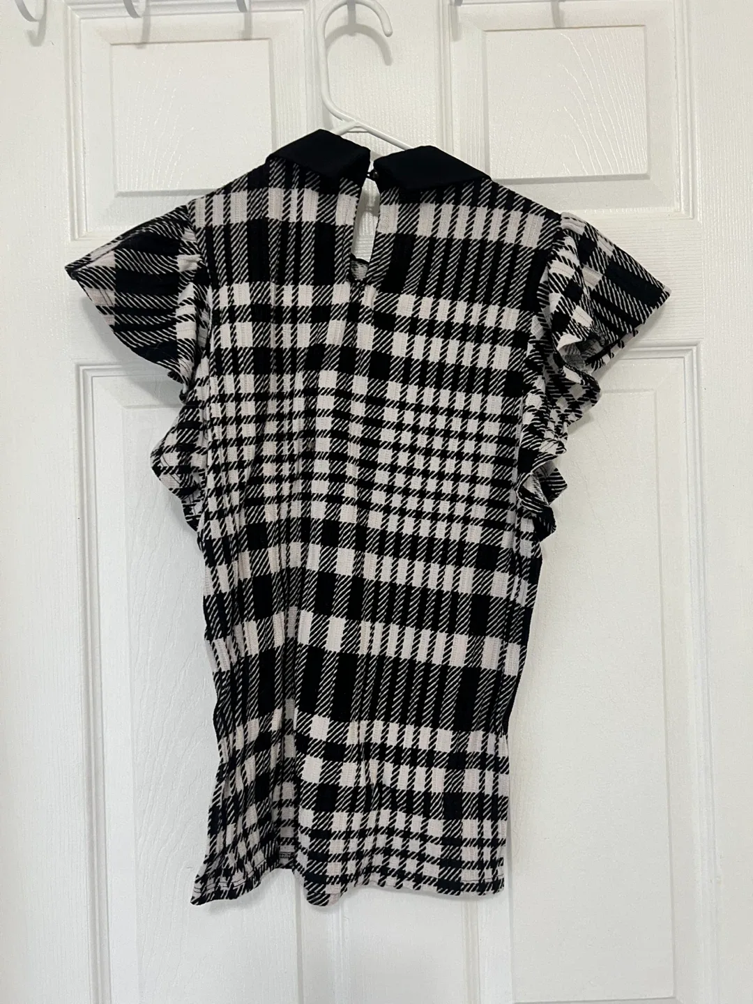 Used women tops image indicator(6)